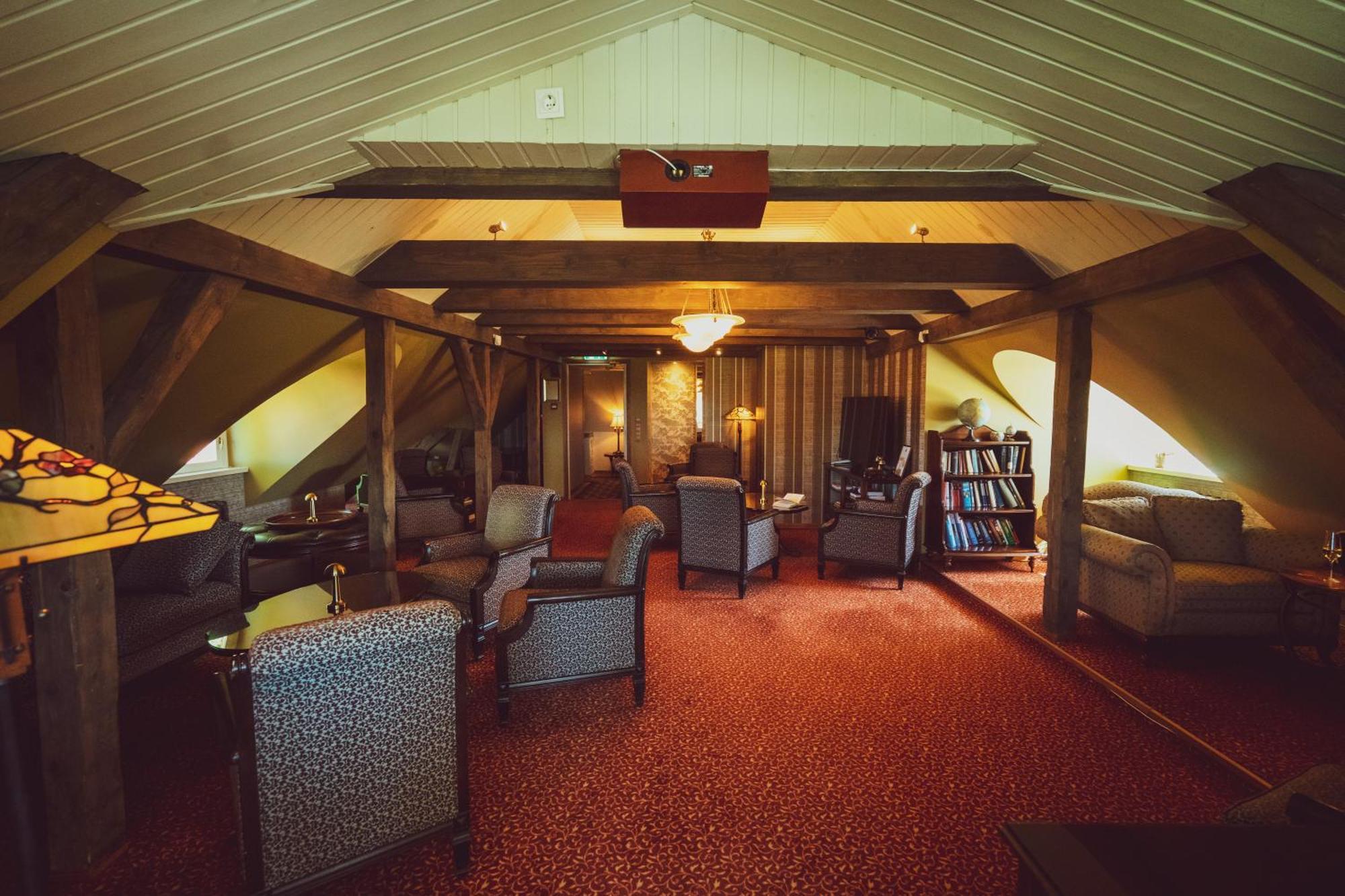 Ekesparre Boutique Hotel Kuressaare Dış mekan fotoğraf