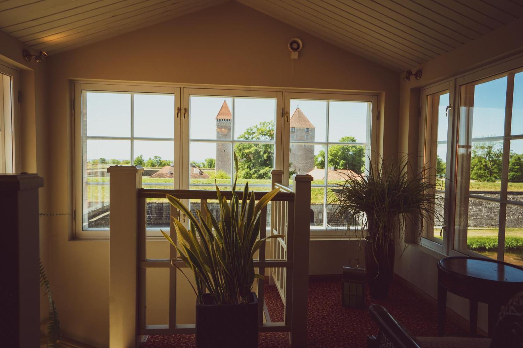 Ekesparre Boutique Hotel Kuressaare Dış mekan fotoğraf