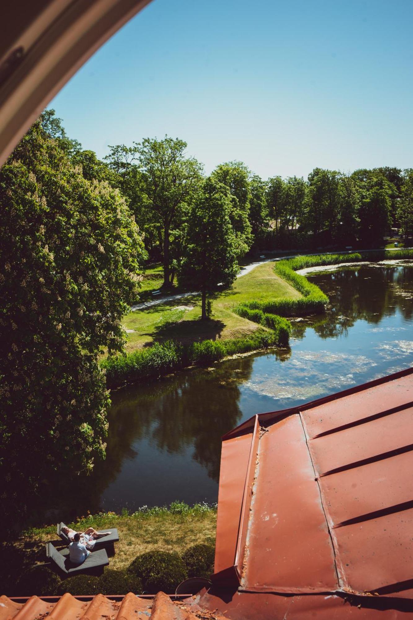 Ekesparre Boutique Hotel Kuressaare Dış mekan fotoğraf