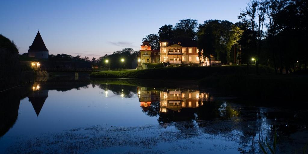 Ekesparre Boutique Hotel Kuressaare Dış mekan fotoğraf